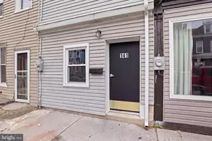 141 N 9th St, Lebanon, PA 17046 - Photo 4