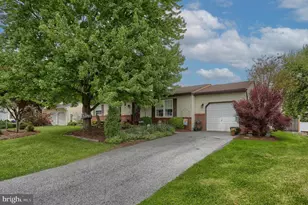 1345 Old Hickory Ln, Lebanon, PA 17046 - Photo 2
