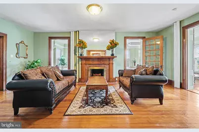 231 E Main Street, Palmyra, PA 17078 - Photo 2