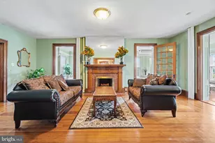 231 E Main St, Palmyra, PA 17078 - Photo 2