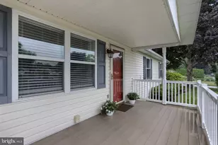 607 Henry Houck Ln, Lebanon, PA 17042 - Photo 4