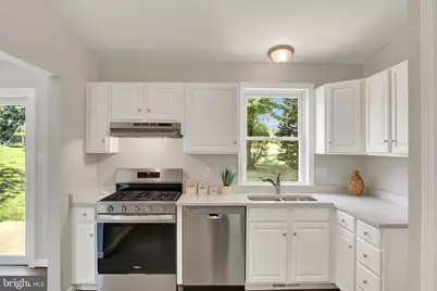 210 Riders Way, Lebanon, PA 17042 - Photo 2