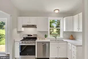 210 Riders Way, Lebanon, PA 17042 - Photo 2
