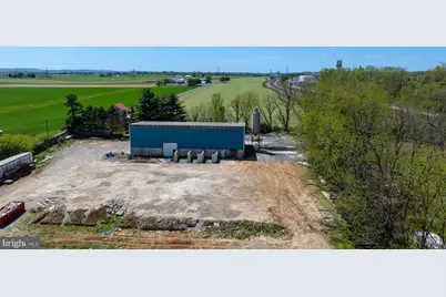 2555 E King Street, Lebanon, PA 17042 - Photo 1