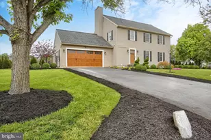 11 Wheatstone Dr, Palmyra, PA 17078 - Photo 4