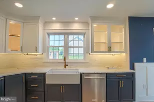 11 Wheatstone Dr, Palmyra, PA 17078 - Photo 10