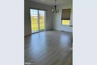 132 N Village Circle, Palmyra, PA 17078 - Photo 6