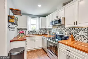 208 Elm St, Annville, PA 17003 - Photo 8