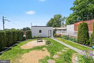 241 S 6th St, Lebanon, PA 17042 - Photo 28