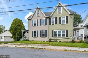 621 Noble St, Lebanon, PA 17042 - Photo 2