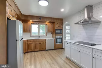231 W Main Street, Fredericksburg, PA 17026 - Photo 8