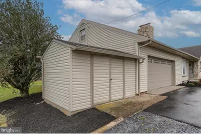 231 W Main Street, Fredericksburg, PA 17026 - Photo 36