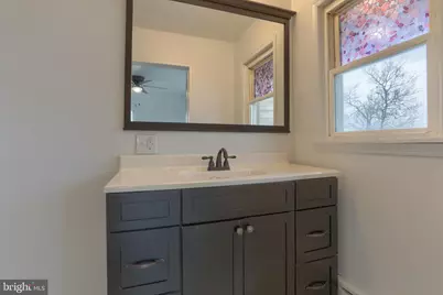 231 W Main Street, Fredericksburg, PA 17026 - Photo 14