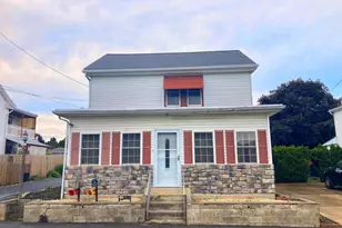 2113 Water St, Lebanon, PA 17046 - Photo 1
