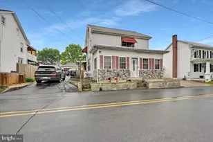 2113 Water St, Lebanon, PA 17046 - Photo 2