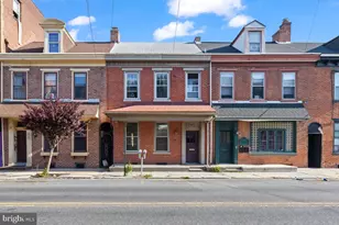 827 Chestnut St, Lebanon, PA 17042 - Photo 1