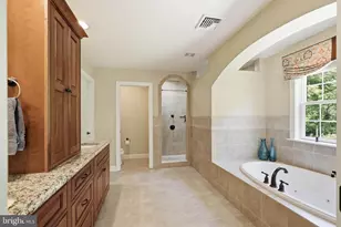 1392 Fox Hill Dr, Palmyra, PA 17078 - Photo 32