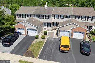 125 Lighthouse Dr, Jonestown, PA 17038 - Photo 2