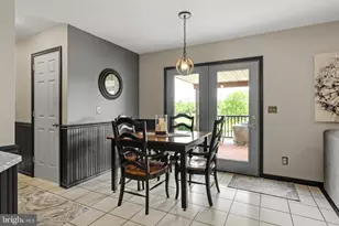 1820 Oakridge Ct, Lebanon, PA 17046 - Photo 10