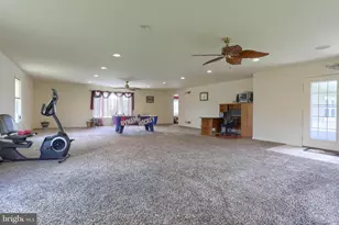 535 E Kercher Ave, Lebanon, PA 17046 - Photo 32