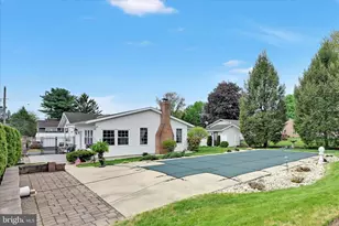409 W Locust St, Cleona, PA 17042 - Photo 38