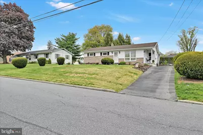 409 W Locust Street, Cleona, PA 17042 - Photo 2