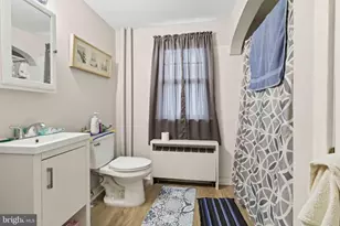 400 E Maple St, Palmyra, PA 17078 - Photo 16