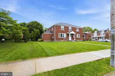 400 E Maple Street, Palmyra, PA 17078 - Photo 1