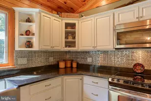 1005 Tulip Tree Dr, Lebanon, PA 17042 - Photo 14