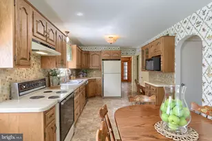 235 Narrows Dr, Lebanon, PA 17046 - Photo 34