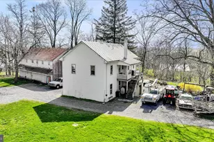 285 Mountville Dr, Lebanon, PA 17046 - Photo 4