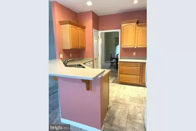 850 Water Edge Ct, Lebanon, PA 17046 - Photo 6