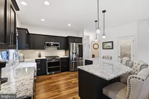 1084 Alden Way, Lebanon, PA 17042 - Photo 2