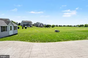 289 Sweetwater Dr, Palmyra, PA 17078 - Photo 32