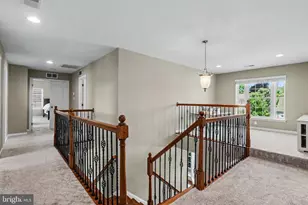 289 Sweetwater Dr, Palmyra, PA 17078 - Photo 12