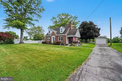 118 E Queen Street, Jonestown, PA 17038 - Photo 2
