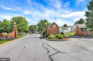 14 Springhouse Dr, Myerstown, PA 17067 - Photo 4