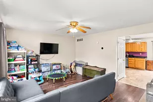 757 N 3rd Ave, Lebanon, PA 17046 - Photo 6