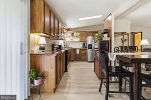 105 Palm City Park, Annville, PA 17003 - Photo 14