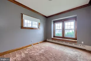 637 Hill St, Lebanon, PA 17046 - Photo 2