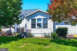 716 W Maple St, Palmyra, PA 17078 - Photo 42