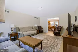 716 W Maple St, Palmyra, PA 17078 - Photo 18
