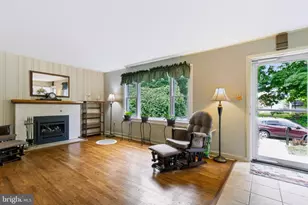 716 W Maple St, Palmyra, PA 17078 - Photo 6