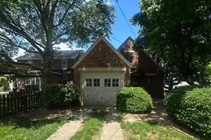 528 E Cherry St, Palmyra, PA 17078 - Photo 2