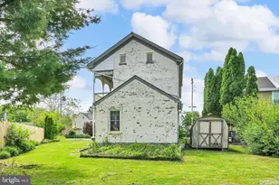 6 N Race St, Richland, PA 17087 - Photo 8
