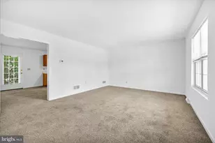 807 S 3rd St, Lebanon, PA 17042 - Photo 4