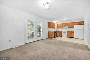 807 S 3rd St, Lebanon, PA 17042 - Photo 8