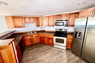 907 Quentin Rd, Lebanon, PA 17042 - Photo 1