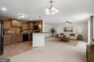 186 Braeburn Way, Palmyra, PA 17078 - Photo 2