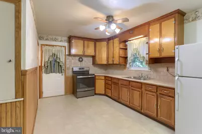 490 Beechwood Avenue, Lebanon, PA 17042 - Photo 12